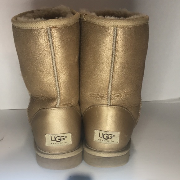 UGG Gold - Picture 3 of 5